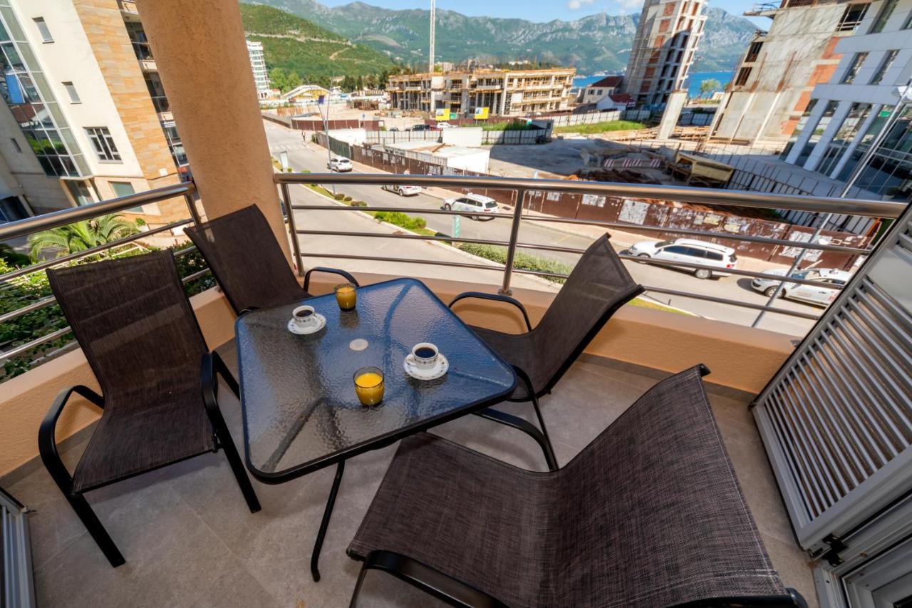 City Apartments بودفا المظهر الخارجي الصورة
